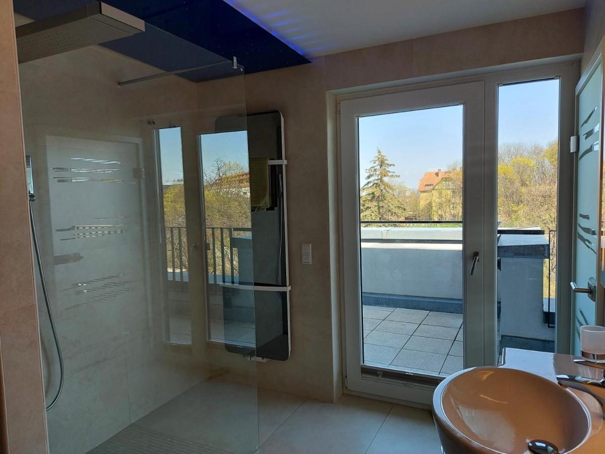 At The Top - Penthouse Ueber Den Daechern Der Stadt Erfurt Exterior photo